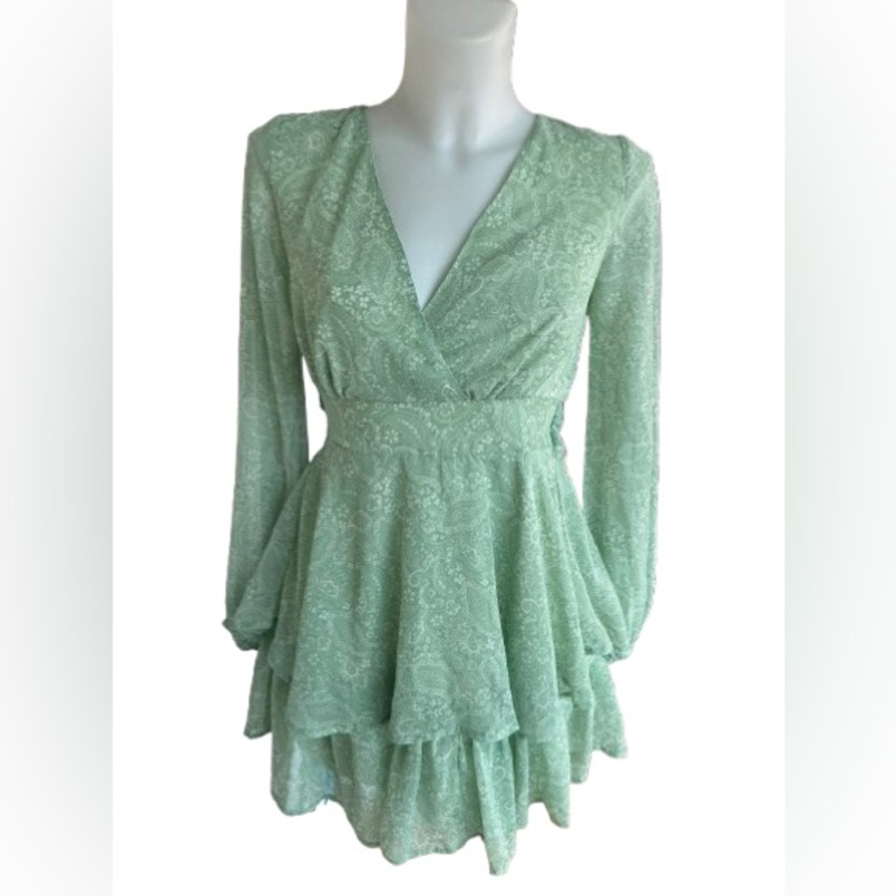 Japna Light Green Floral Tiered Flowing Long Sleeve Mini Dress Small